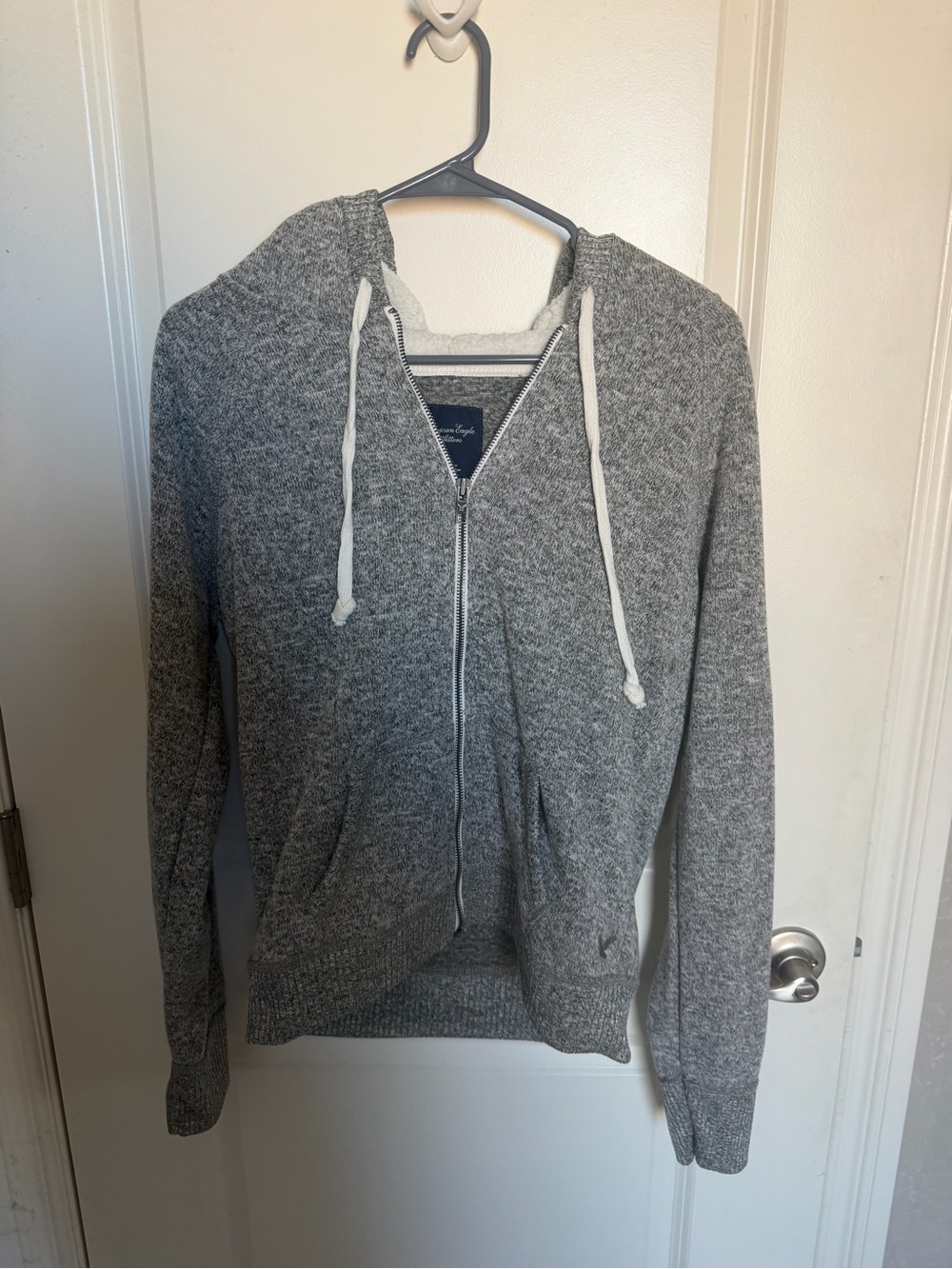 American Eagle Outfitters Gray Zip-Up Hooded Sweater